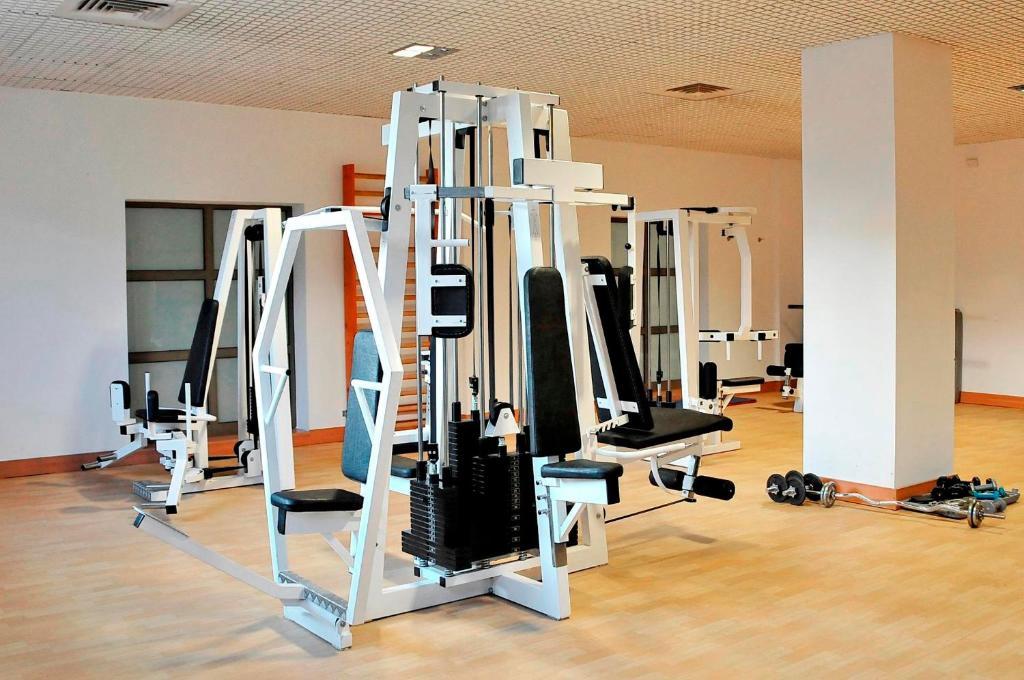 Hotel Clermont Ковасна Екстериор снимка